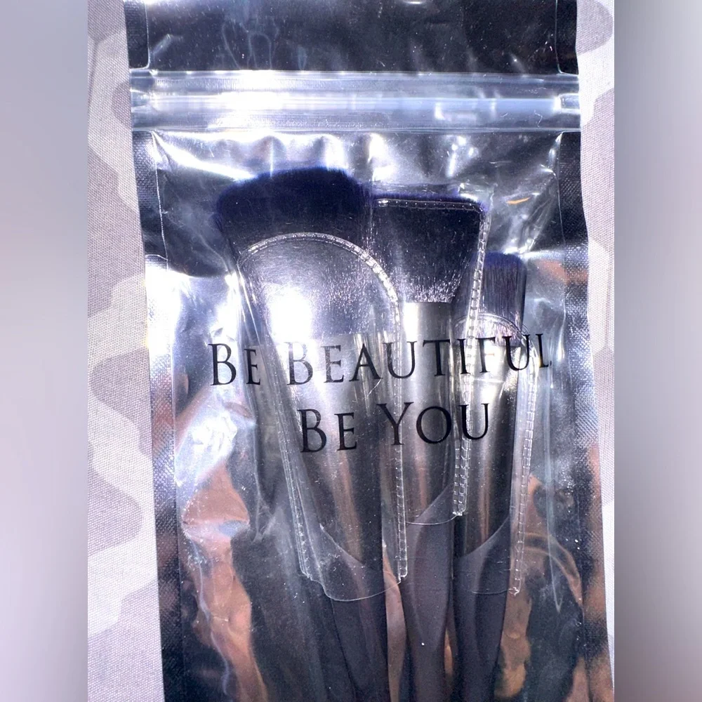 3 piece make up brushes